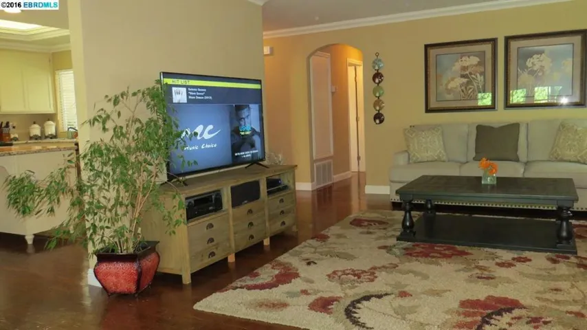 240 Sherwood Dr, Brentwood, California 94513