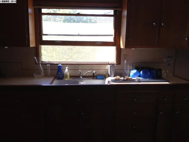 18553 Lamson, Castro Valley, California 94546-2127