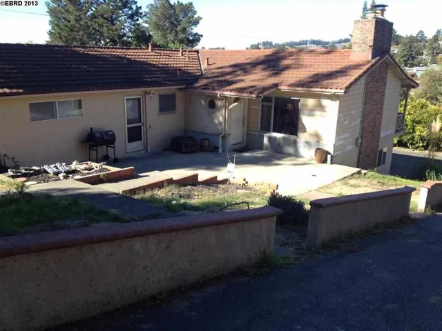 18553 Lamson, Castro Valley, California 94546-2127