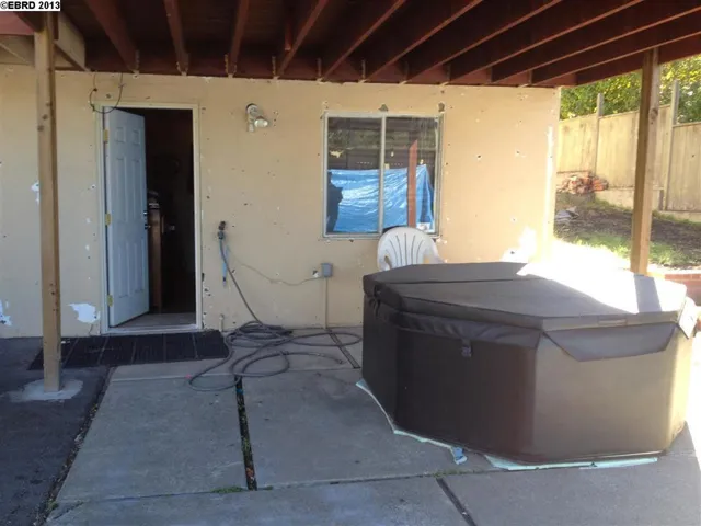 18553 Lamson, Castro Valley, California 94546-2127