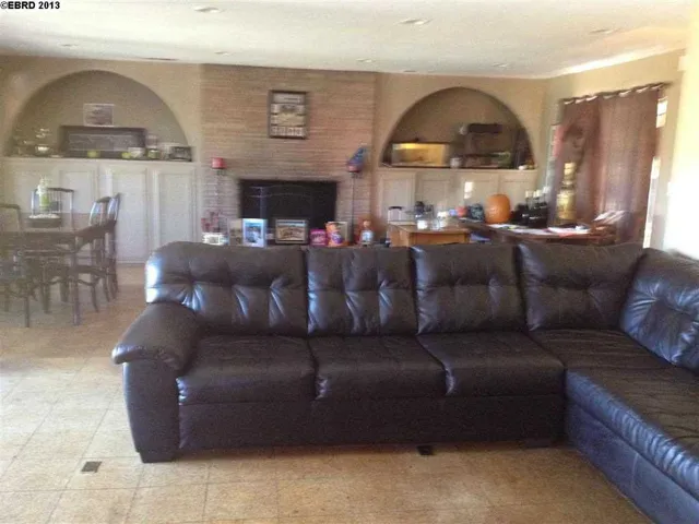 18553 Lamson, Castro Valley, California 94546-2127