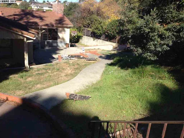 18553 Lamson, Castro Valley, California 94546-2127