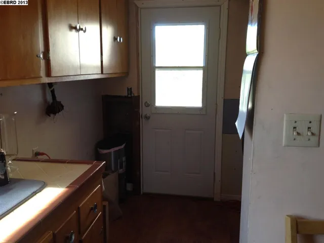 18553 Lamson, Castro Valley, California 94546-2127