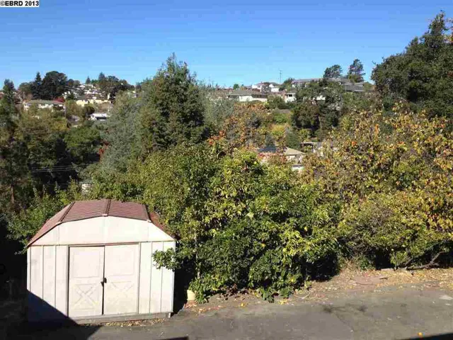 18553 Lamson, Castro Valley, California 94546-2127
