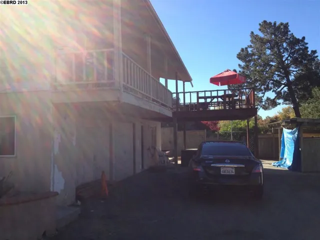 18553 Lamson, Castro Valley, California 94546-2127