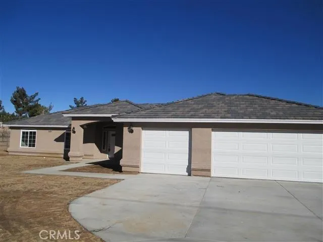 11851 Hemlock Avenue, Hesperia, California 92345