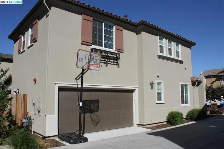 311 Macarthur Way, Brentwood, California 94513