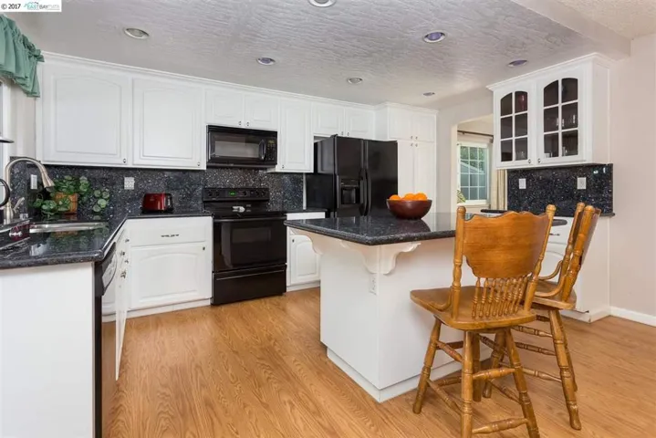 908 Wainfleet Ct, Antioch, California 94509