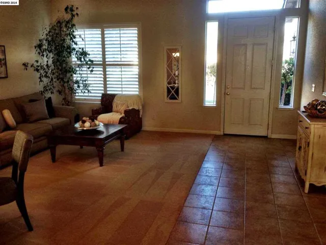 2839 Hawthorn Ct, Brentwood, California 94513-5484