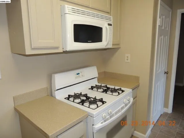 2502 Edward Ln, Antioch, California 94509-4147