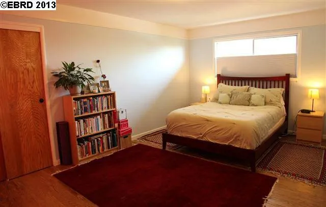 2876 Carmel St 2, Oakland, California 94602-3469