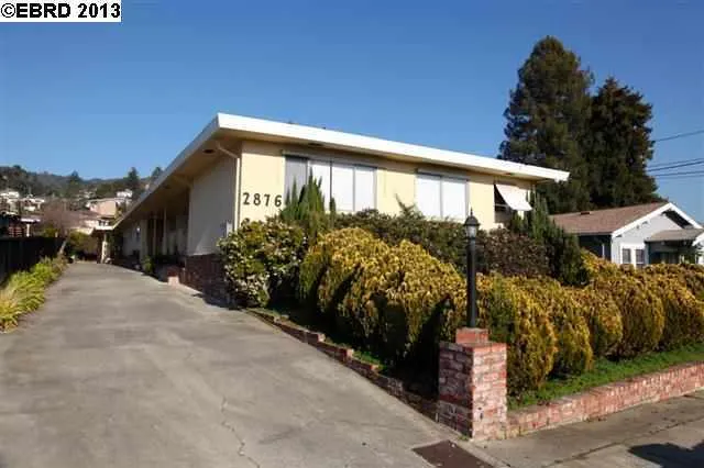 2876 Carmel St 2, Oakland, California 94602-3469