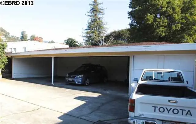 2876 Carmel St 2, Oakland, California 94602-3469