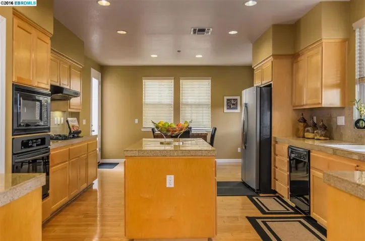 2372 Berkshire Lane, Brentwood, California 94513-5089