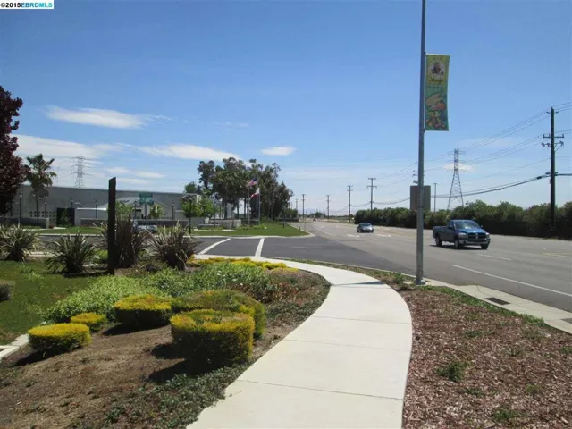 9040 Brentwood Blvd, Brentwood, California 94513