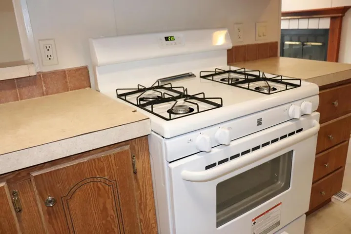 145 Redwood Drive, Hollister, California 95023