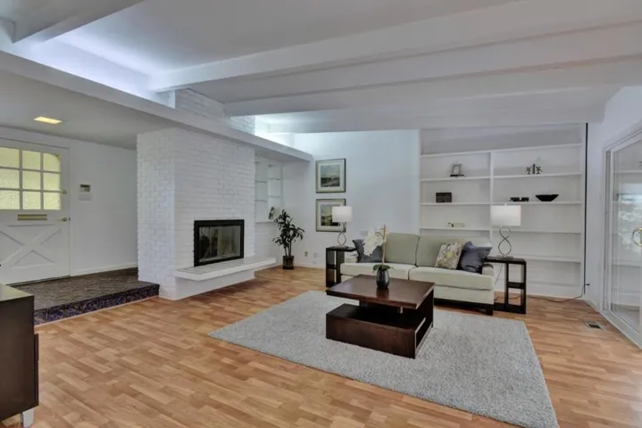 2037 Rosswood Drive 1, San Jose, California 95124