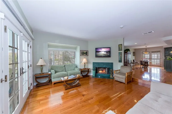 324 N Catalina Avenue 5, Redondo Beach, California 90277