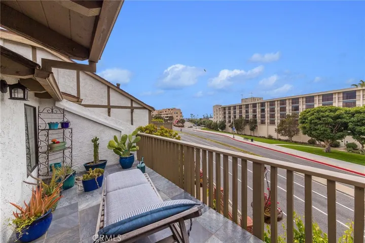 324 N Catalina Avenue 5, Redondo Beach, California 90277