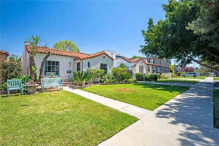 3526 Lewis Avenue, Long Beach, California 90807