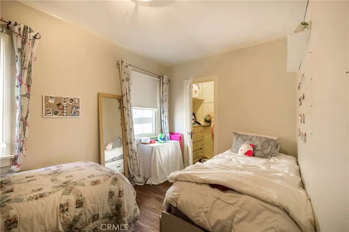 3526 Lewis Avenue, Long Beach, California 90807