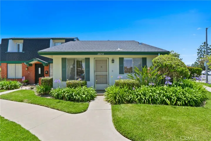 20230 Peach Lane, Huntington Beach, California 92646