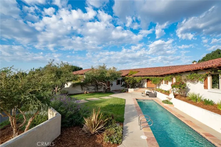 428 Rim Rock Road, Nipomo, California 93444