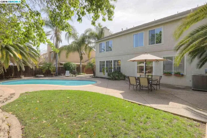 1235 Crescent Dr, Brentwood, California 94513