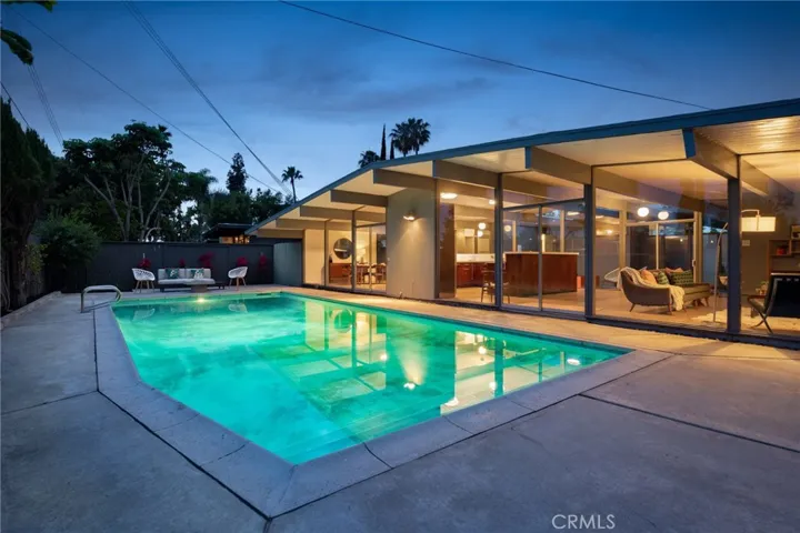 3802 E Casselle Avenue, Orange, California 92869