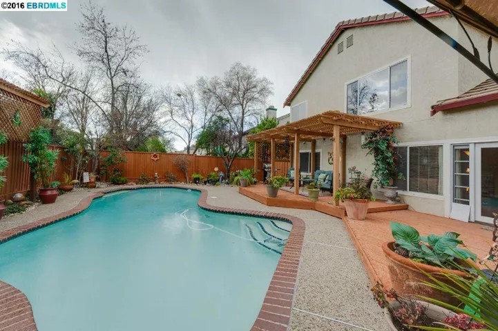 820 Woodsong Ln, Brentwood, California 94513