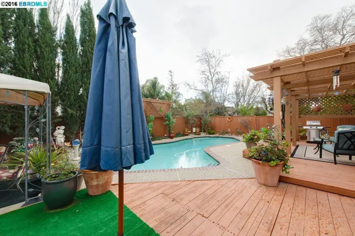 820 Woodsong Ln, Brentwood, California 94513