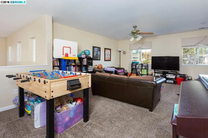 could possibly be 2 bed rooms