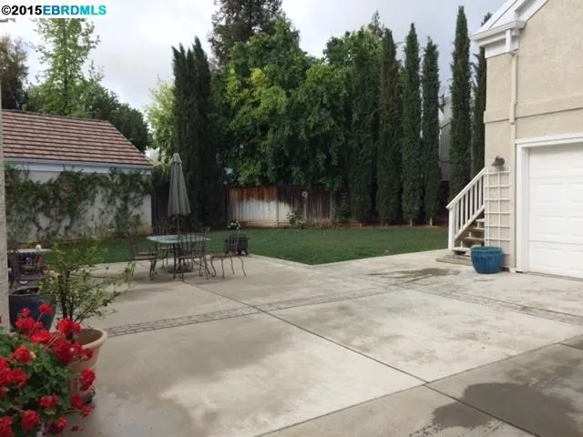 345 Chelmsford Dr, Brentwood, California 94513