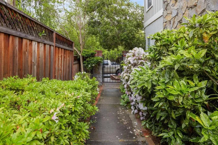 470 Gabilan Street 4, Los Altos, California 94022