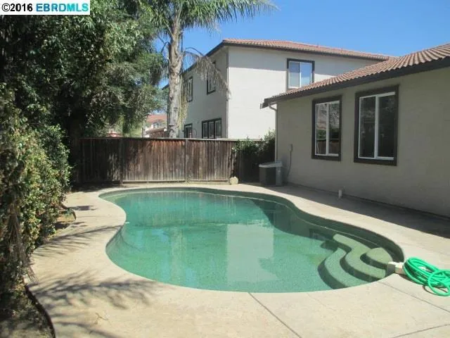18 Fuller Ct, Oakley, California 94561