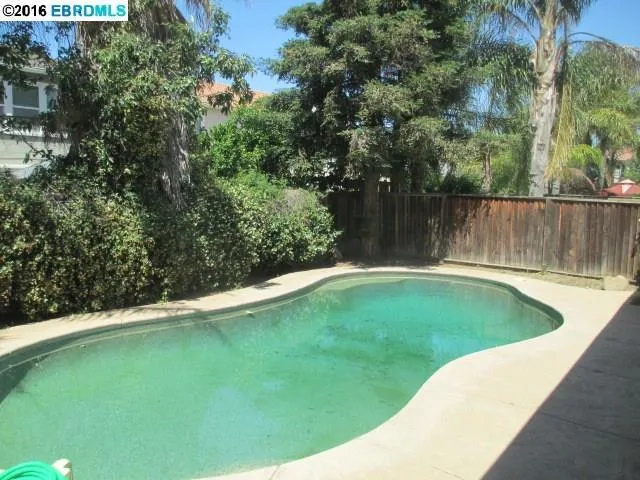 18 Fuller Ct, Oakley, California 94561
