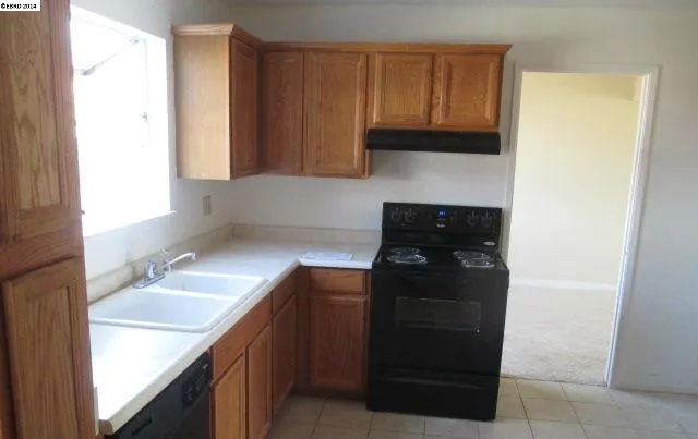 916 Chianti Way, Oakley, California 94561-2332