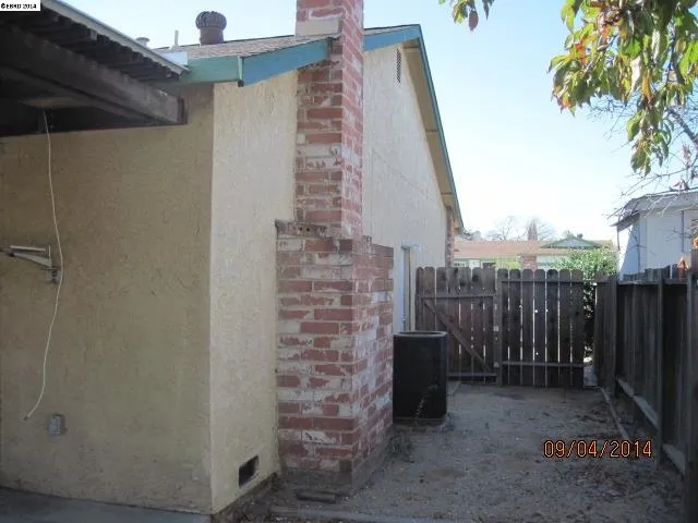 916 Chianti Way, Oakley, California 94561-2332