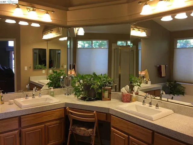 135 Putter Drive, Brentwood, California 94513