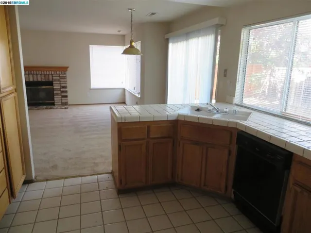 4520 Shannondale Dr, Antioch, California 94531