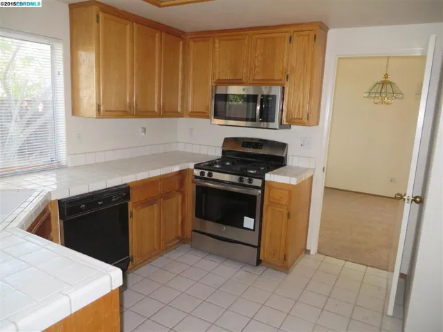 4520 Shannondale Dr, Antioch, California 94531