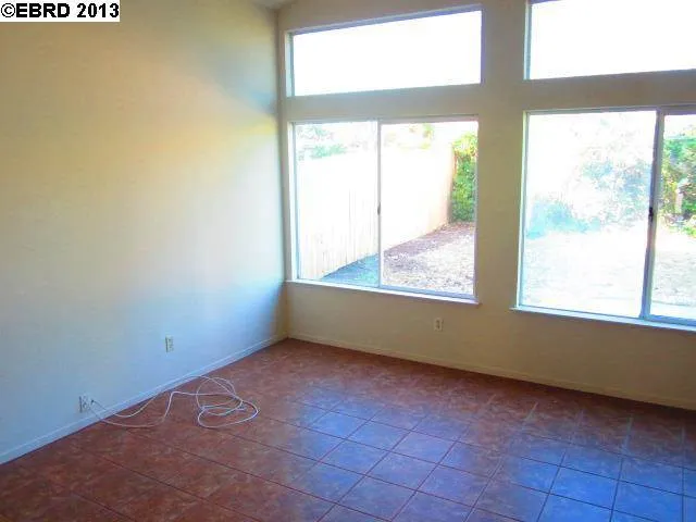 210 Pebble Beach Loop, Pittsburg, California 94565-2323