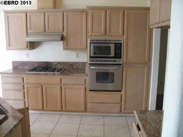210 Pebble Beach Loop, Pittsburg, California 94565-2323