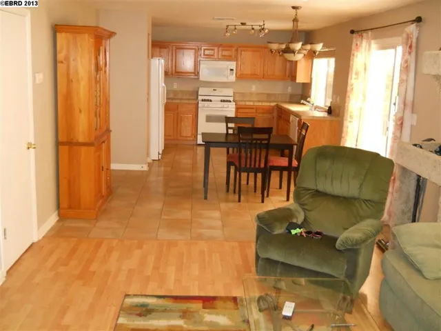 Kittchen/Family Room