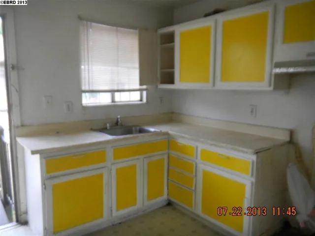 1241 76th Avenue, Oakland, California 94621