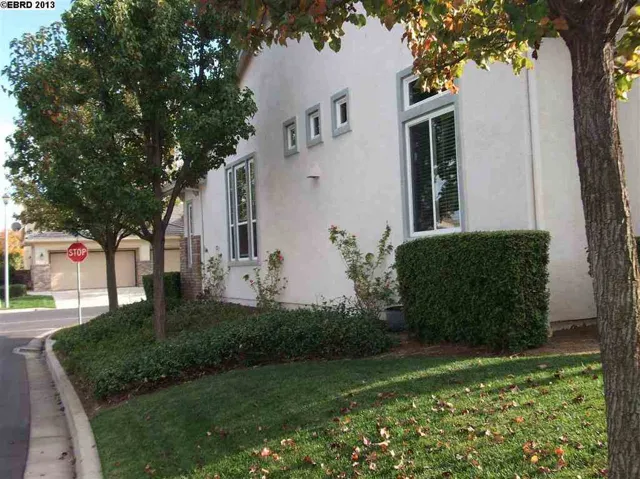 1587 Regent Drive, Brentwood, California 94513-6919