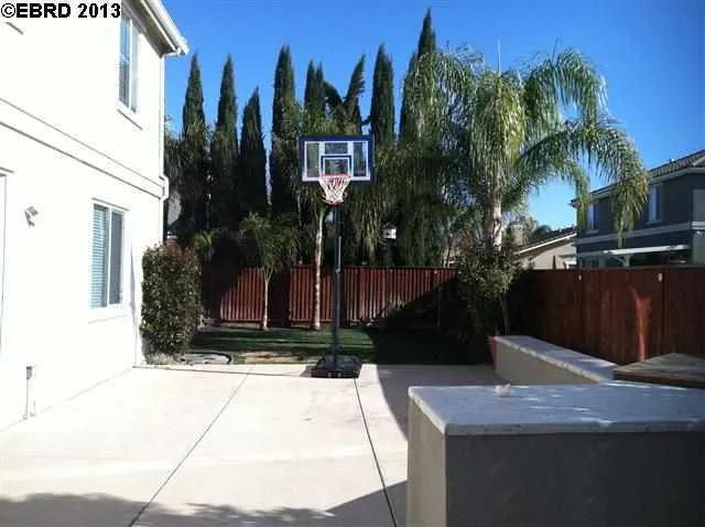 518 Edgefield St, Brentwood, California 94513-1972