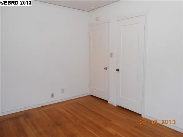 2421 80th Ave, Oakland, California 94605-3452