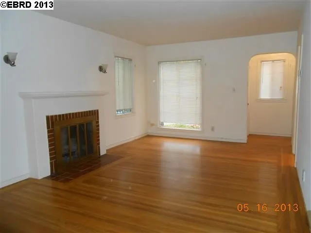 2421 80th Ave, Oakland, California 94605-3452