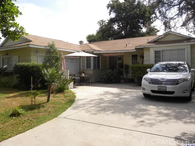 8548 Delco Avenue, Winnetka, California 91306